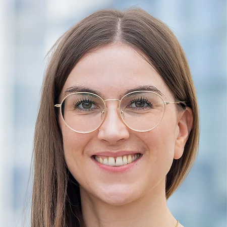 Nadine Bayerl