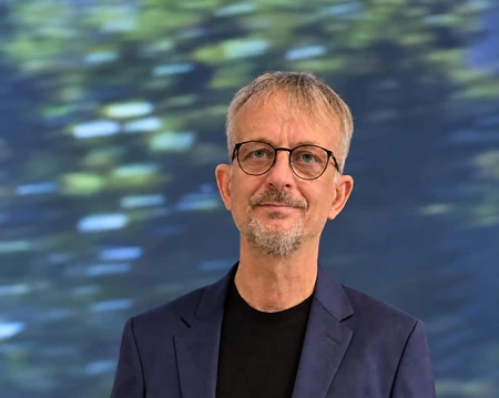 Porträt von Jens Hollmann